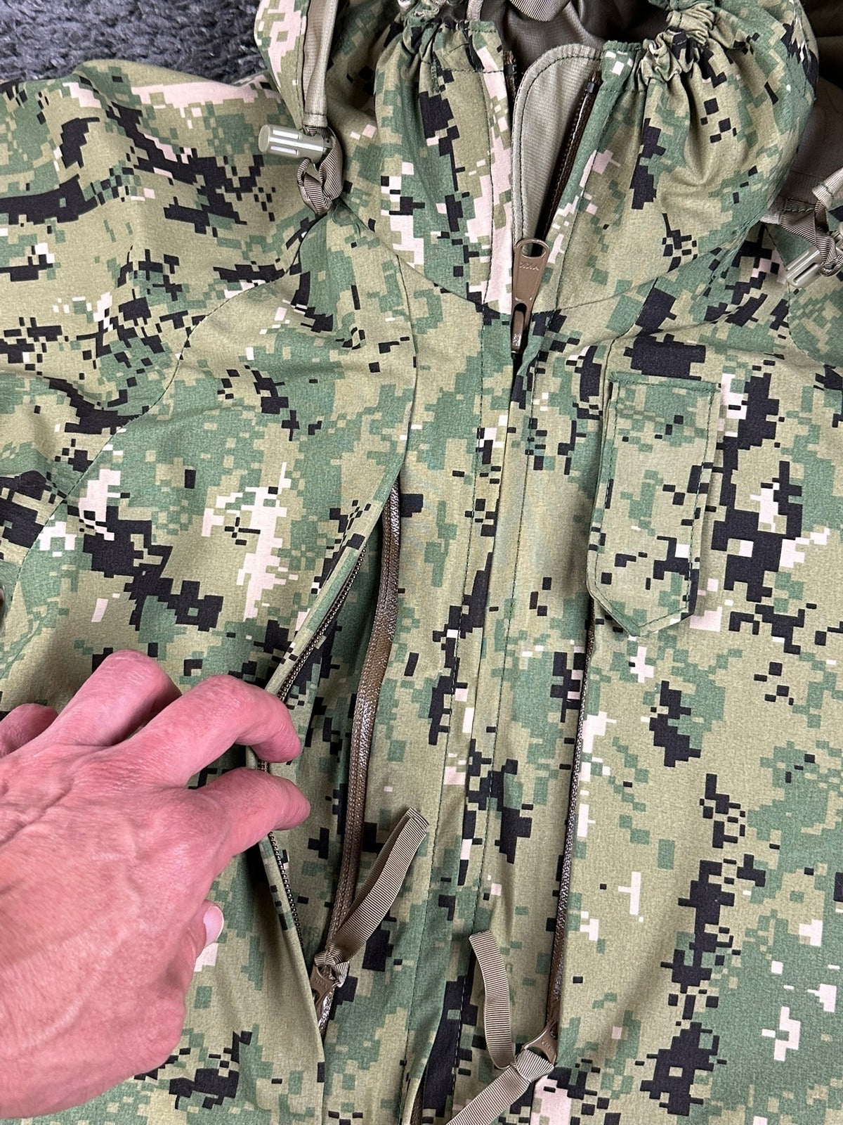 US Navy NWU Type III AOR2 Parka Small X-Short Waterproof Camo Jacket