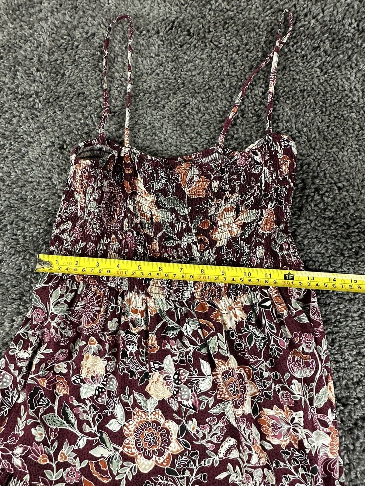 Steve Madden Floral Smocked Maxi Dress S Burgundy Boho Tiered Strappy Sun Dress