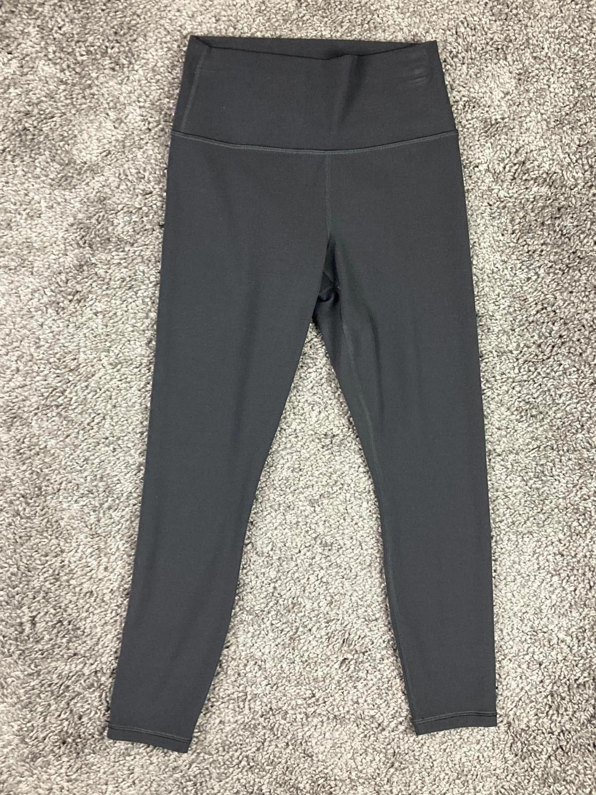 Athleta Transcend 7/8 Tight Leggings Black Yoga Pants Sz SP Small  Petite