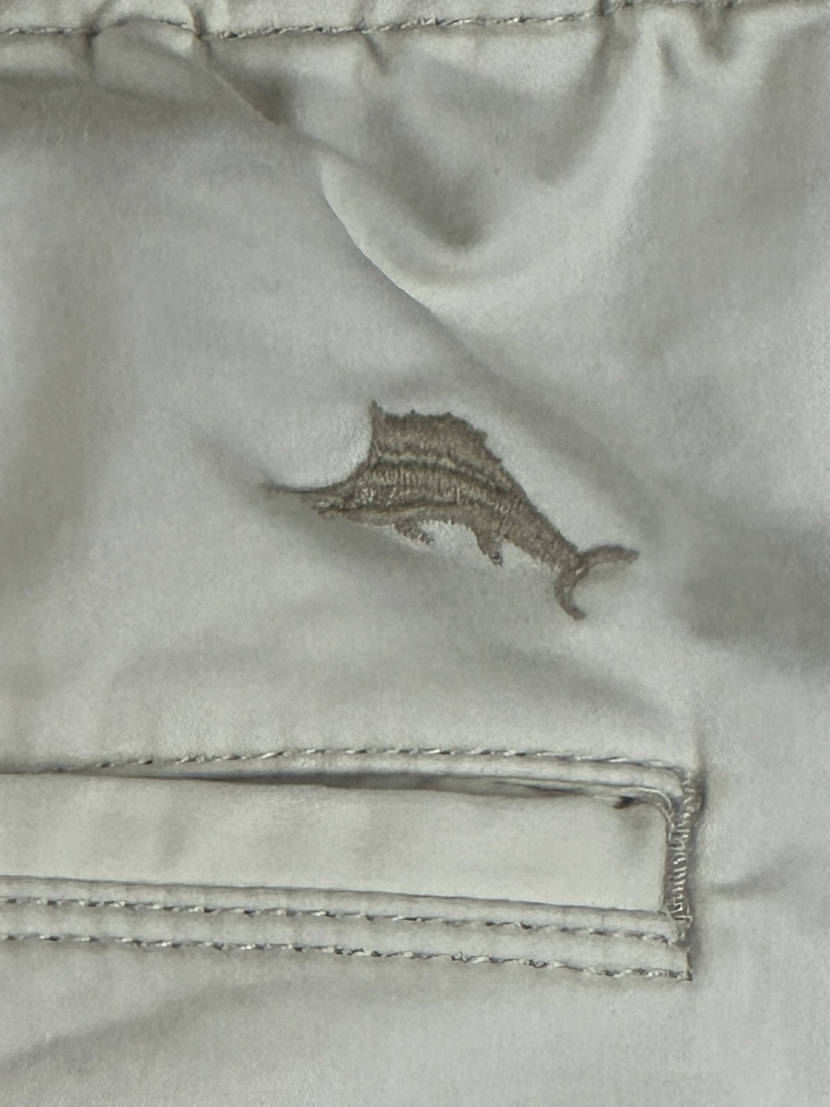 Tommy Bahama Mens XXL Boracay Shorts Cream Stretch Drawstring Elastic Waist
