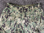 US Navy NWU Type III AOR2 Digital Camo Cargo Military Trousers Medium X-Short