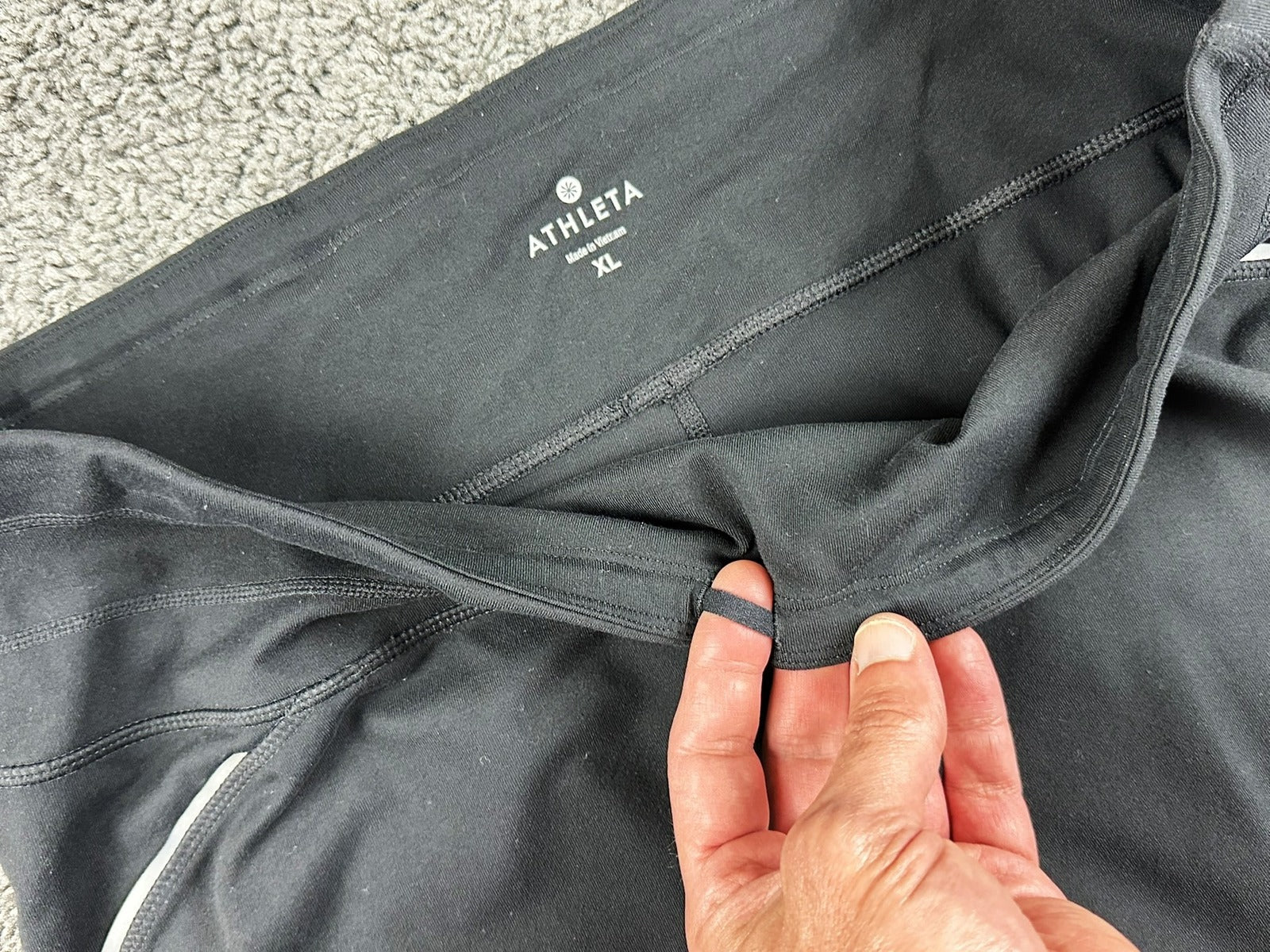 Athleta Relay Capri Leggings Black Womens XL Reflective Running Pants Workout