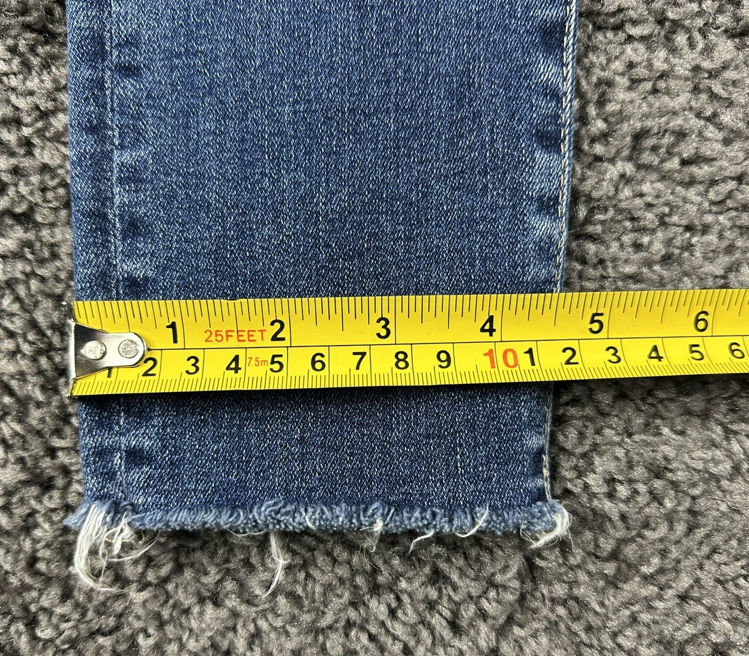 AG Adriano Goldschmied Legging Ankle Jeans Sz 27 Medium Wash Stretch Distressed