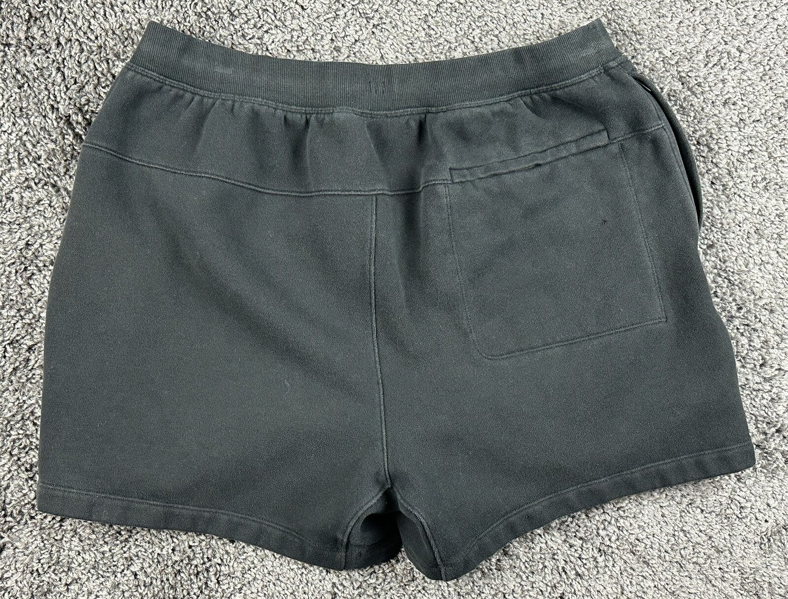 Lululemon Steady State Shorts 5" Black Mens L Sweat Shorts Fleece Zip Pockets