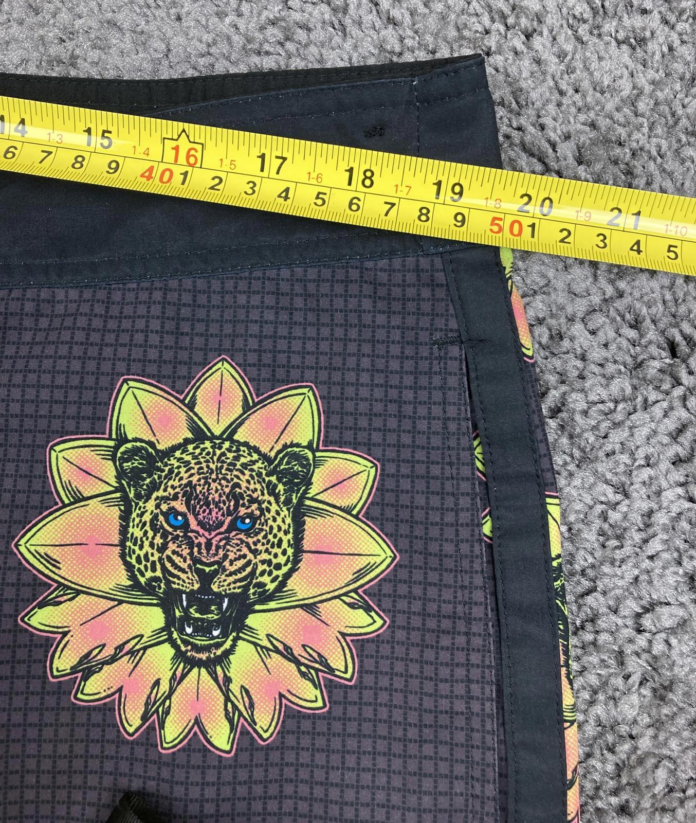 Vintage Y2K Lost Enterprises Board Shorts Swim Trunks Men’s 38 Leopard Graphic