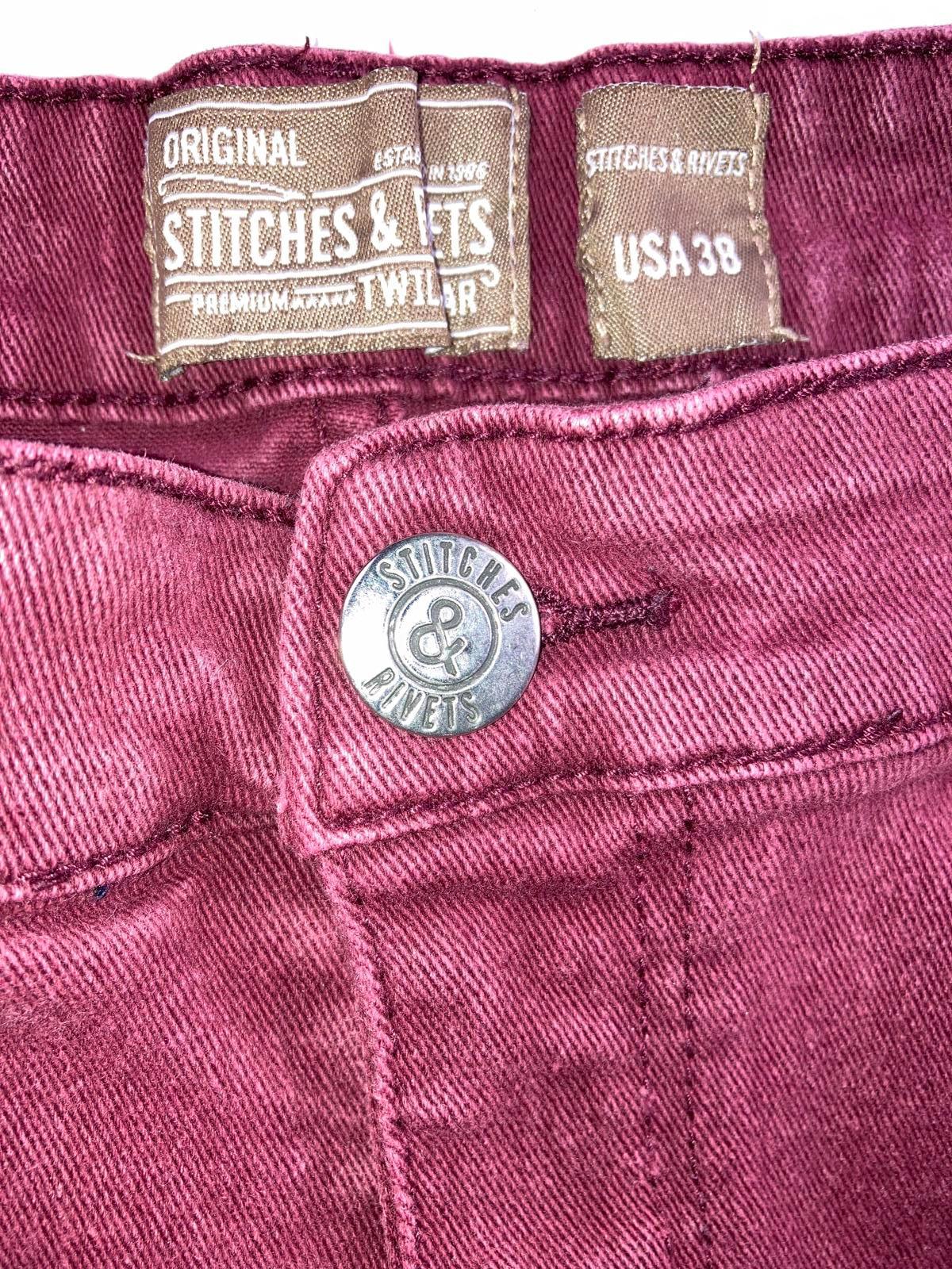 Stitches & Rivets Men’s Jeans Size 38x32 Burgundy 5-Pocket Rivet Denim, Zip Fly