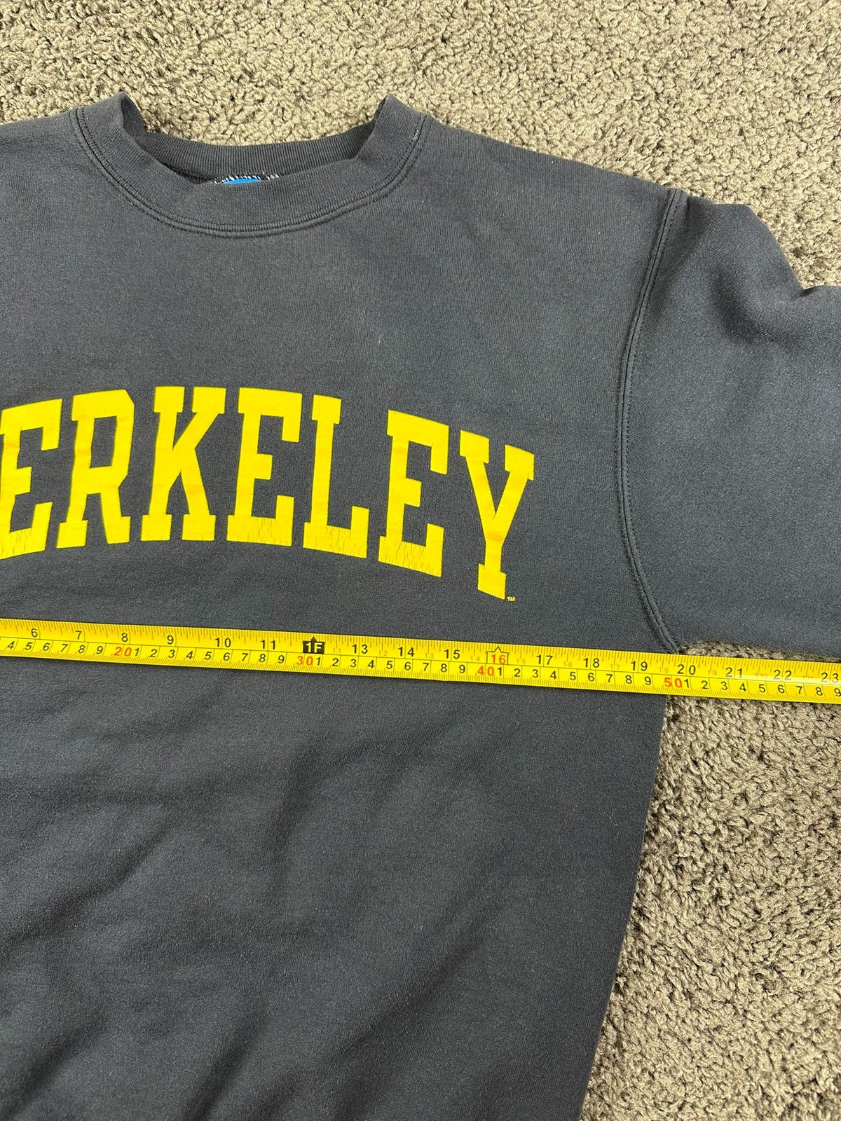 Champion UC Berkeley Mens Small Sweatshirt Navy Gold Eco Fleece Crewneck Y2K