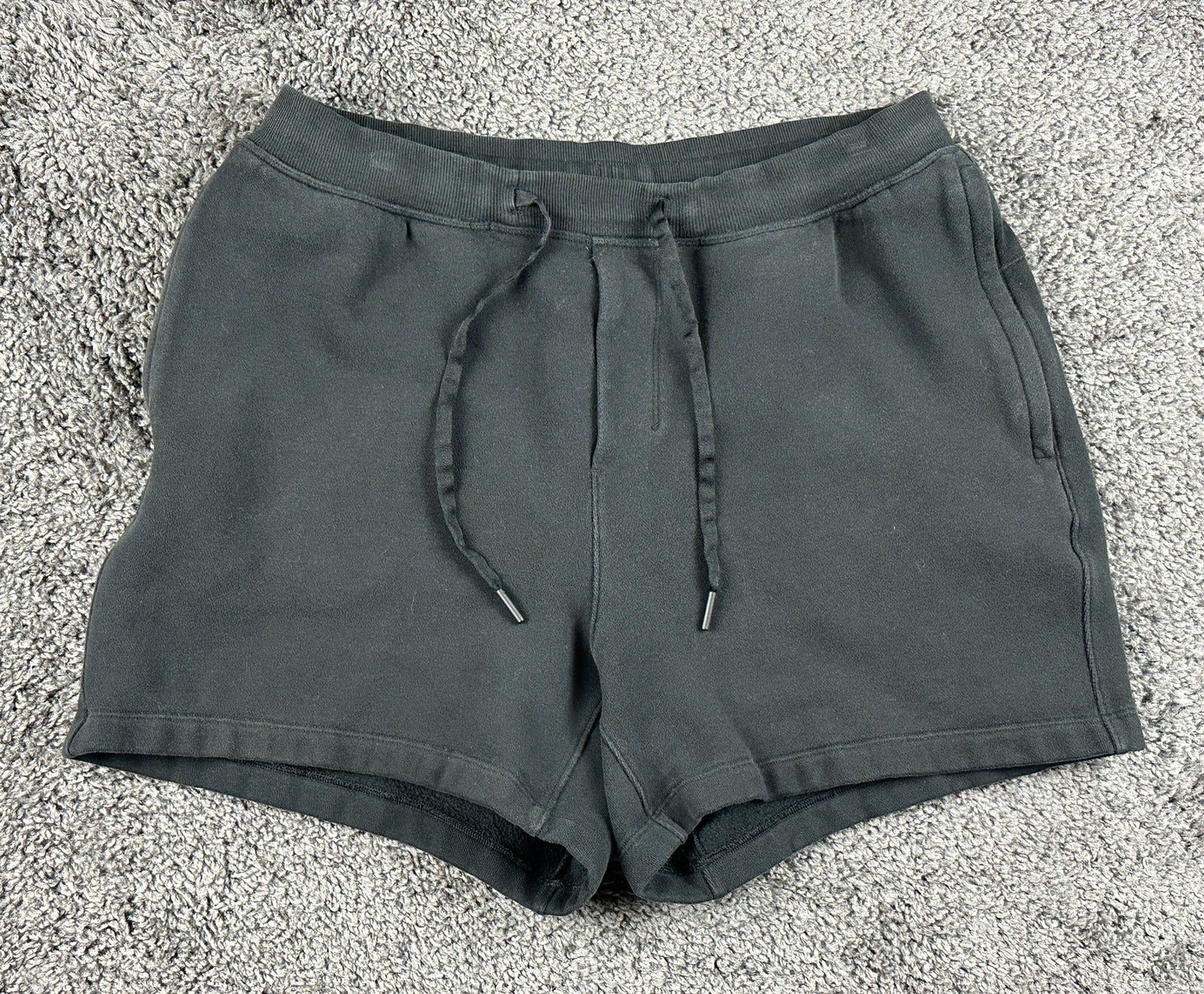 Lululemon Steady State Shorts 5" Black Mens L Sweat Shorts Fleece Zip Pockets
