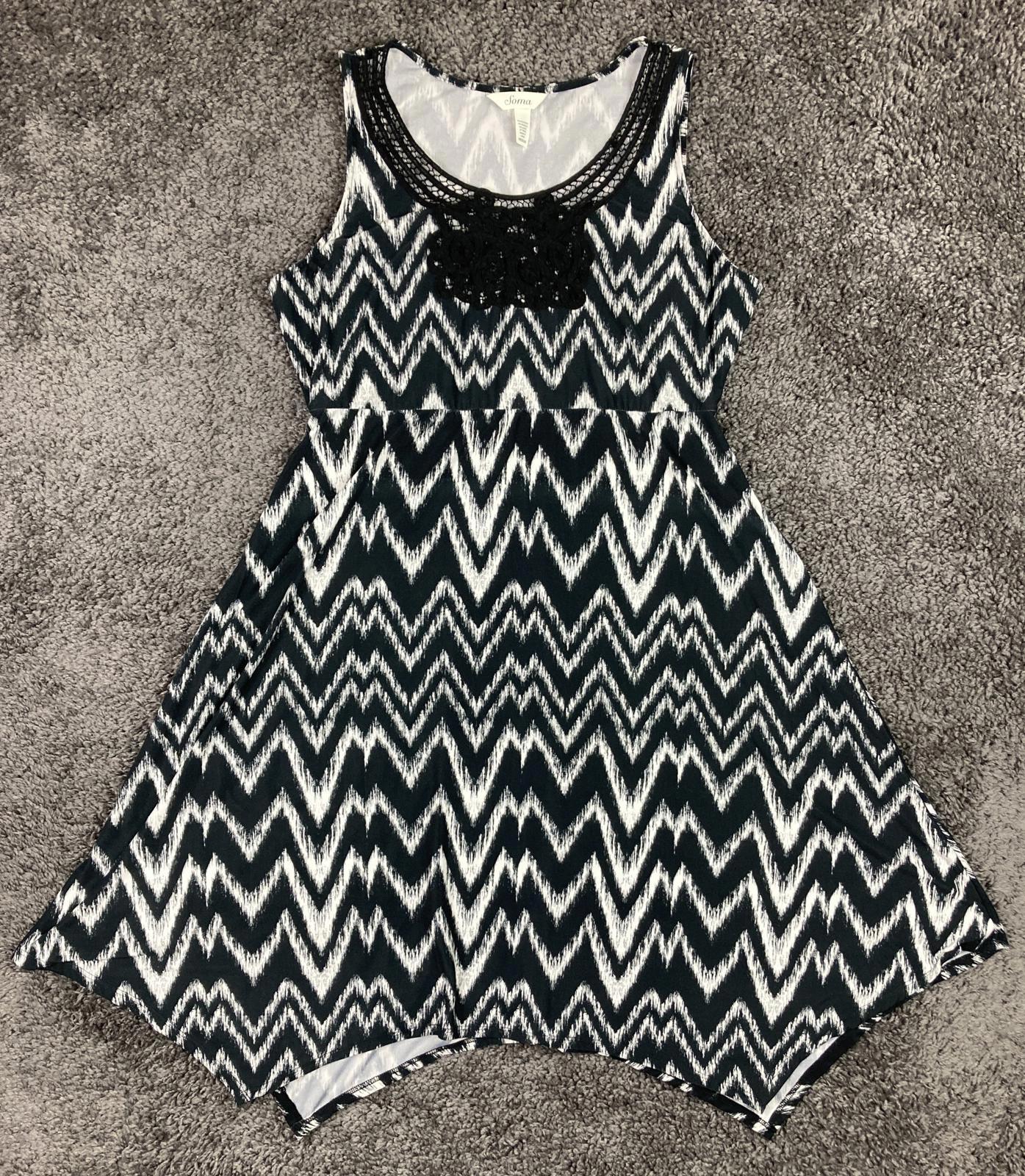 Soma Medium Black White Chevron Ikat Lace Handkerchief Hem Fit Flare Dress