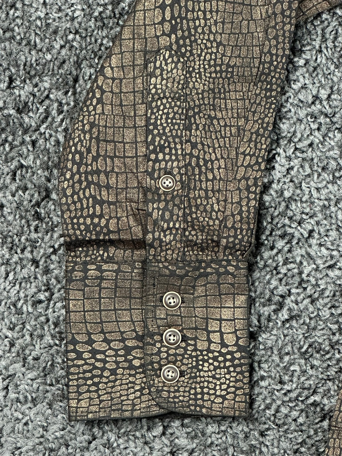 Rock Roll n Soul Mens Snakeskin Print Shirt Black Gold Button Up Shirt M NWT