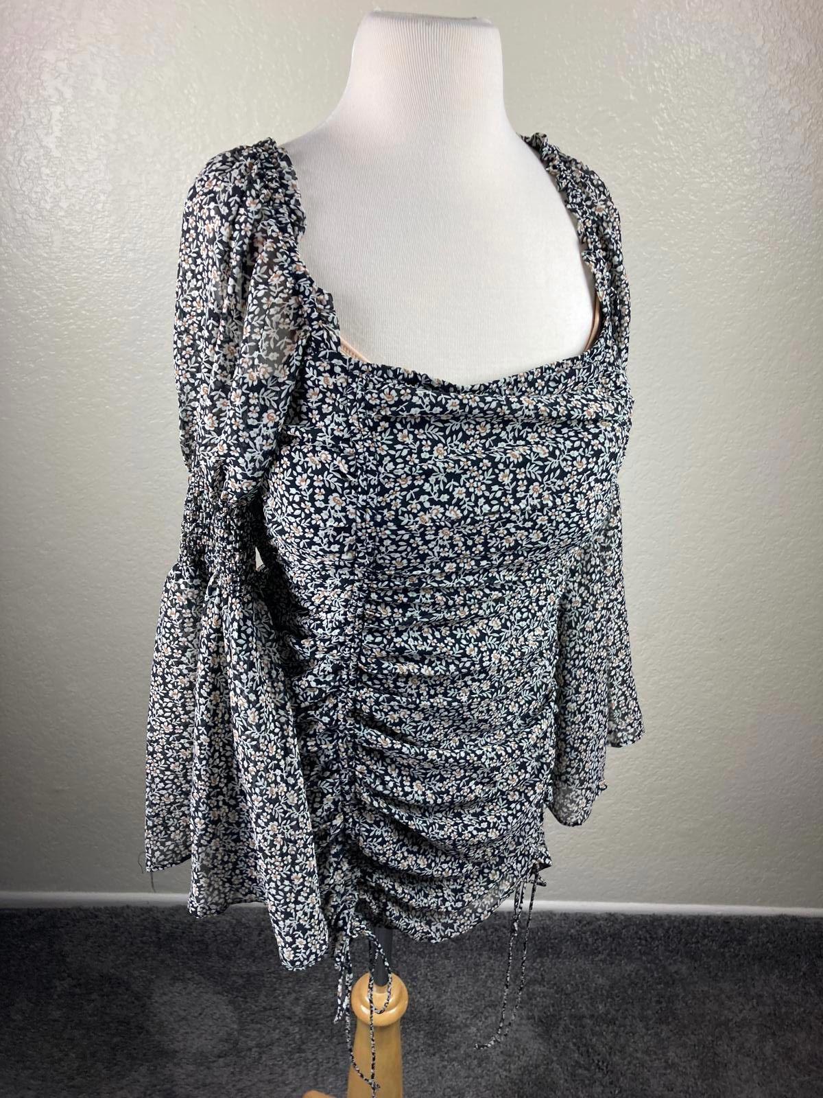 Vici Morris Floral Bell Sleeve Ruched Mini Dress Black White Boho Square Neck S
