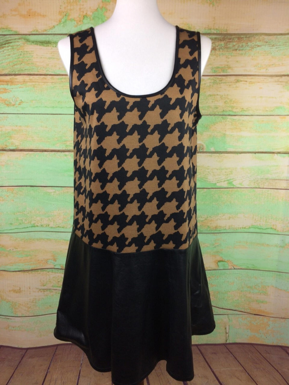 Very J dress Women's Black & Brown Sleeveless Faux leather Sz L