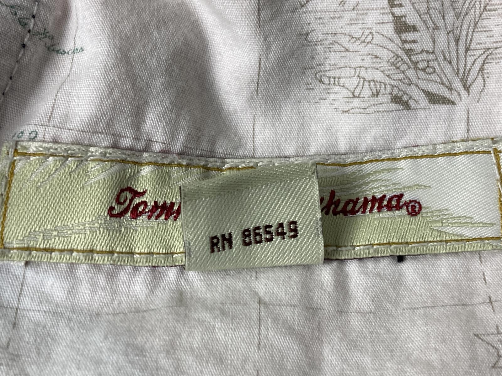 Tommy Bahama Men’s Black 100% Silk Pleated Shorts Size 36