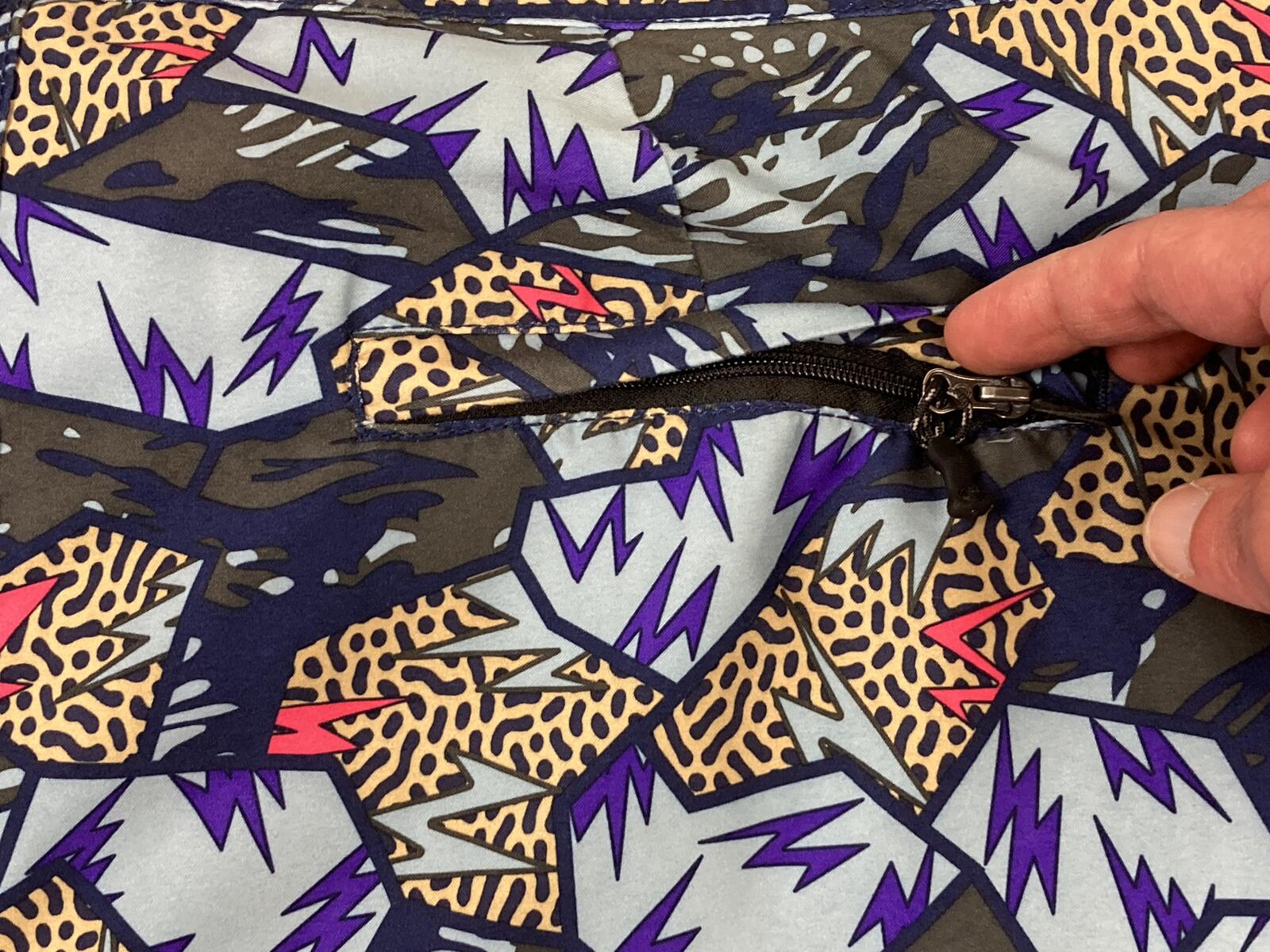 Element Chillin Origins Mens Hybrid Board Shorts 38 Abstract Retro Print Swim