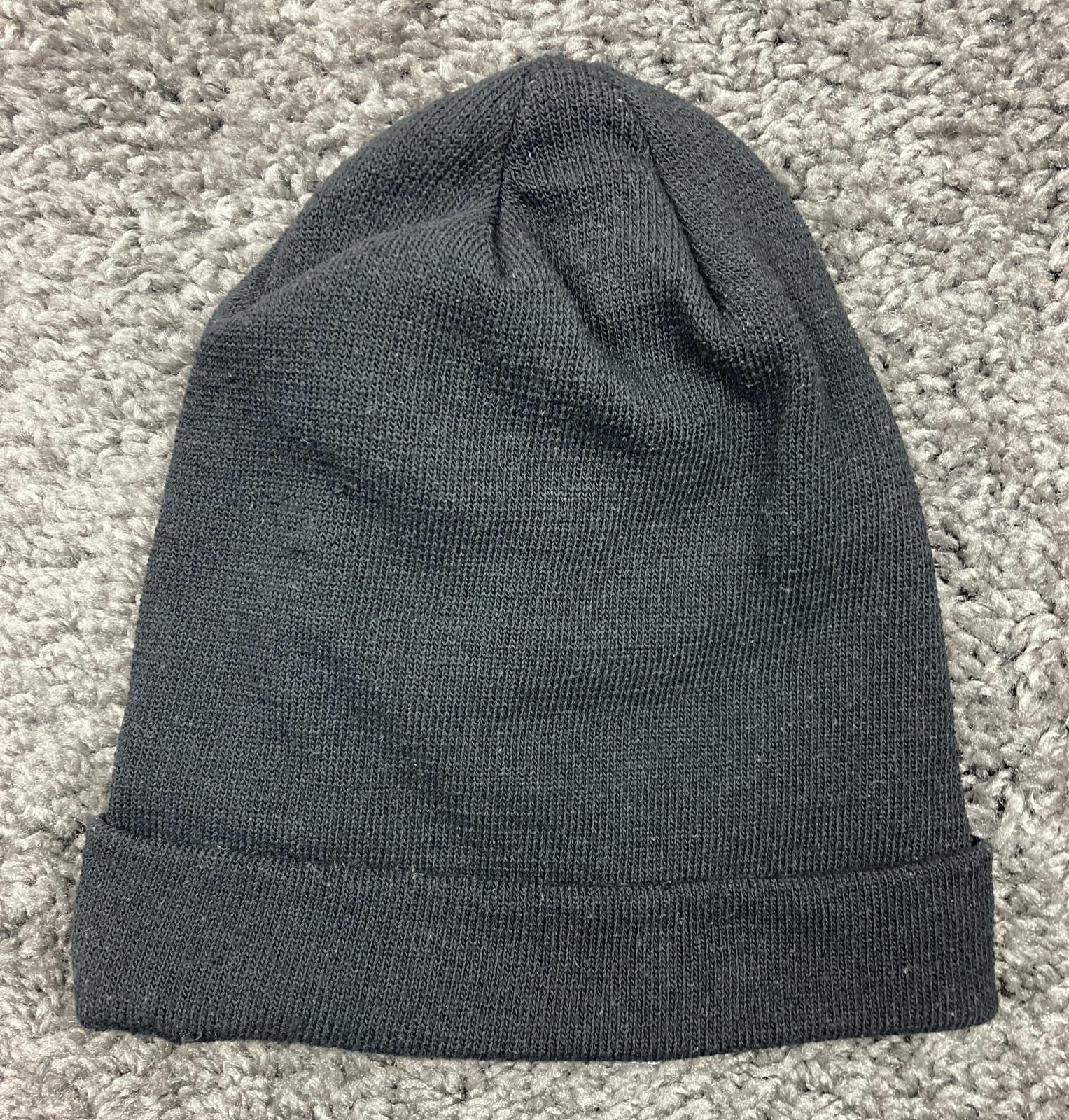 The North Face Black Knit Beanie One Size Unisex Logo Patch