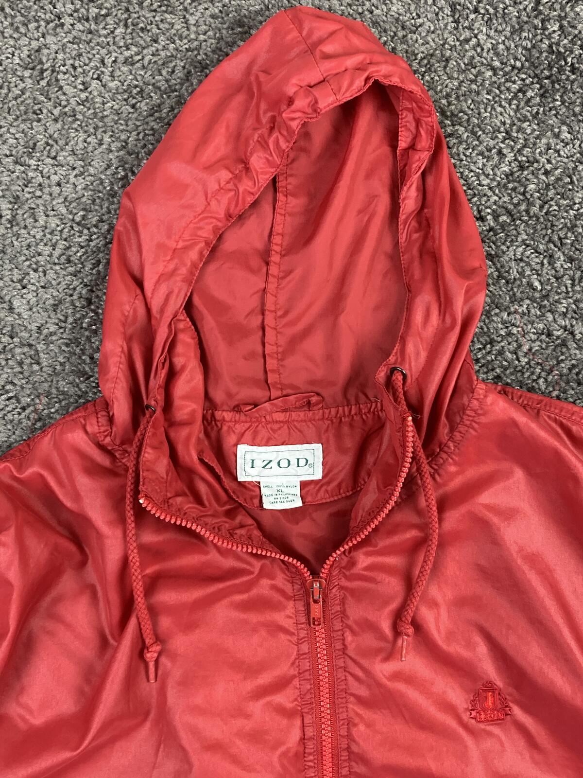 Vintage IZOD Windbreaker Hooded Pullover Crest Logo Men's Red Packable Jacket XL