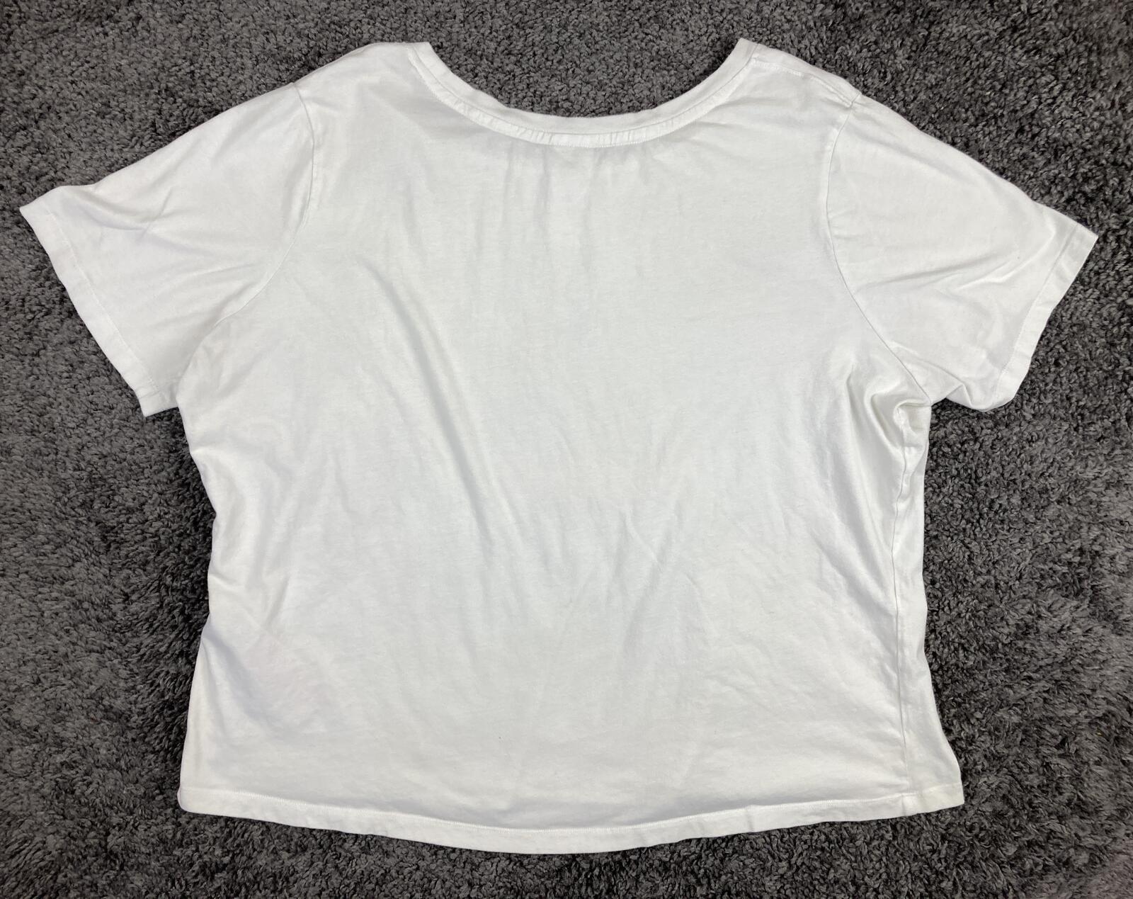 Disney Parks Women's Disneyland Castle Graphic T-Shirt White Sz 1X