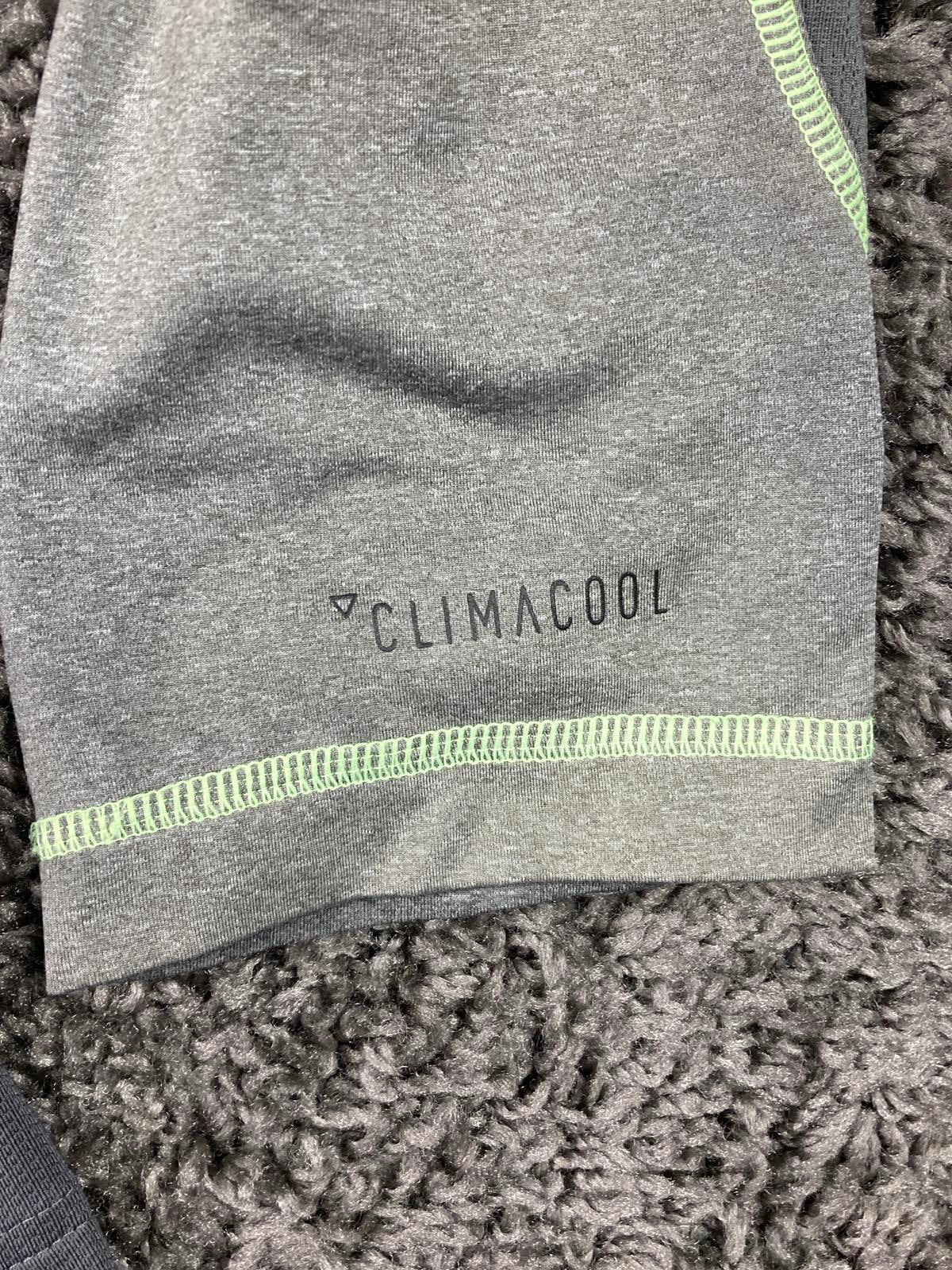 Adidas Men’s Shirt XL Long Sleeve Polo Gray Climacool Performance Athletic