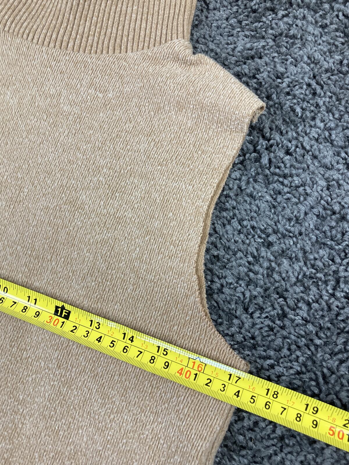 Zara Beige Sleeveless Turtleneck Sweater Vest Raw Hem Knit Tank Women's Medium
