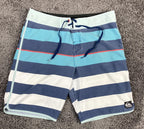 Vintage Quiksilver Board Shorts Mens Gray Red Square Logo Y2K Surf Trunks Sz 33