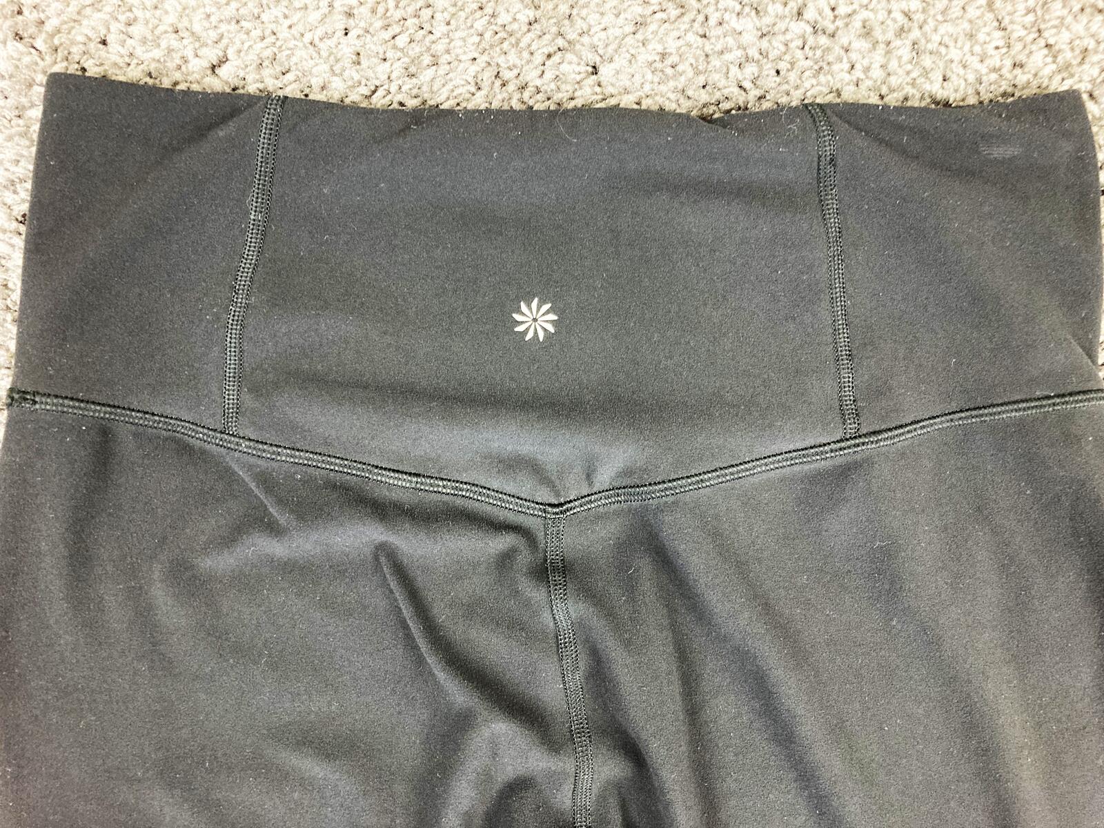 Athleta Ultra High Rise Elation 7/8 Tight Leggings Black Yoga Pants Size Medium