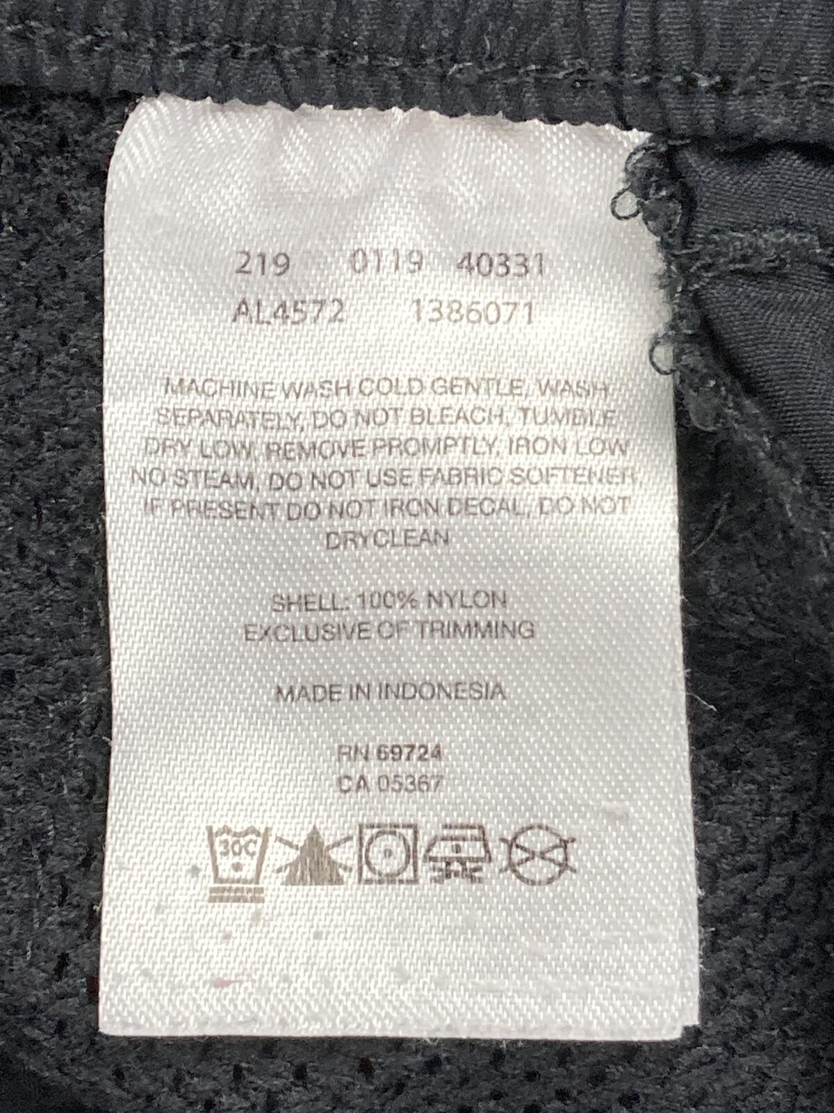 Columbia Women's Sandy River Cargo Shorts Black Nylon Hiking Outdoor Size Small