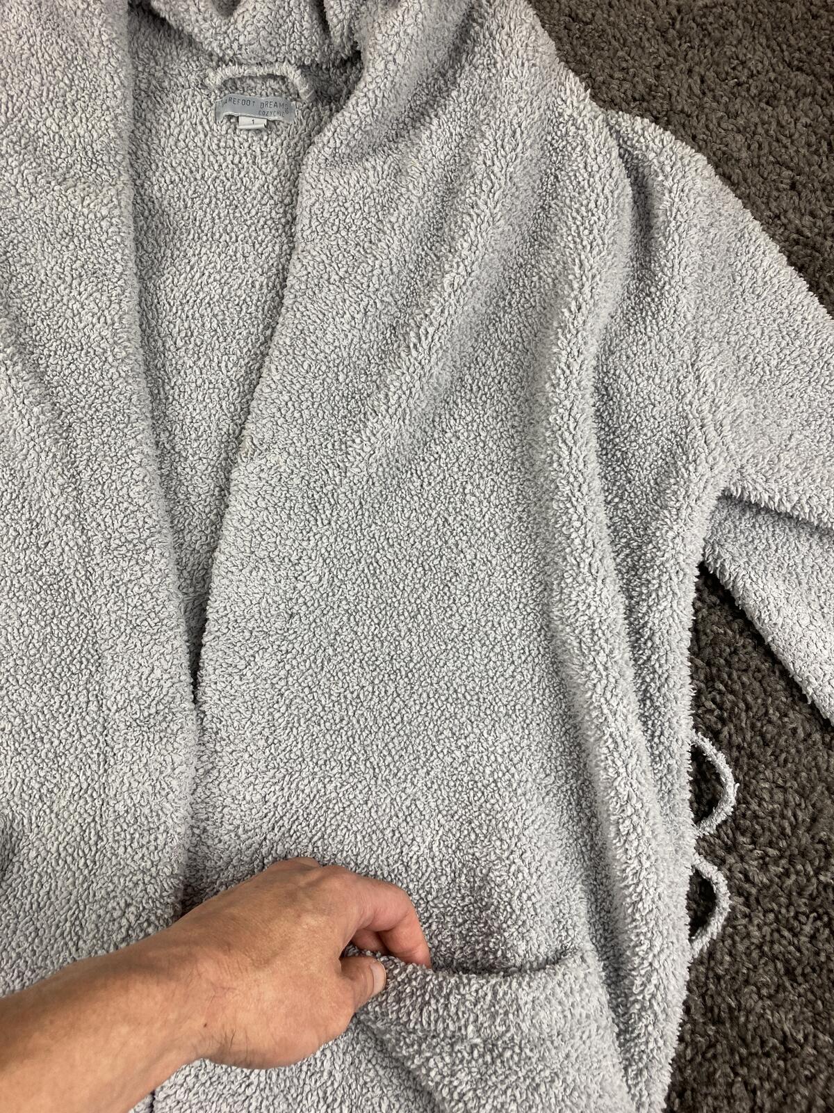 Barefoot Dreams CozyChic Adult Robe Gray Unisex Luxury Plush Missing Sash Size 1