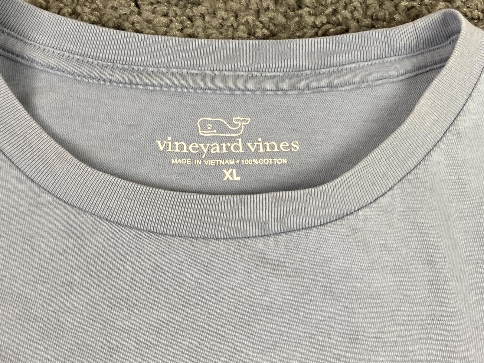Vineyard Vines Mens XL Long Sleeve Pocket T Shirt Blue Pink Camo Flag 1V016521
