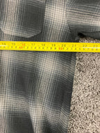 CalTop Plaid Flannel Button Up Shirt Jacket Gray Black Mens Medium