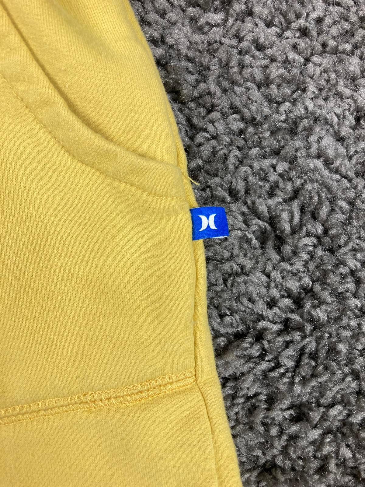 Hurley Women's Fleece Sweatshorts Yellow Size Large Drawstring Pockets