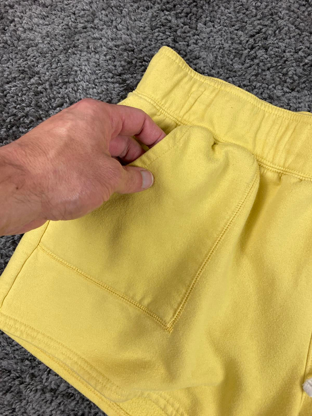 Hurley Women's Fleece Sweatshorts Yellow Size Large Drawstring Pockets