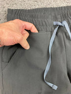 Luuna Astra Jogger Scrub Pants Womens Petite Size S Black Cargo Pockets NWT