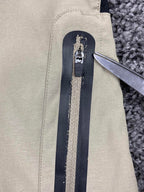 Zoic Mens Mountain Bike Shorts Tan Stretch Waist Zip Pockets Size L