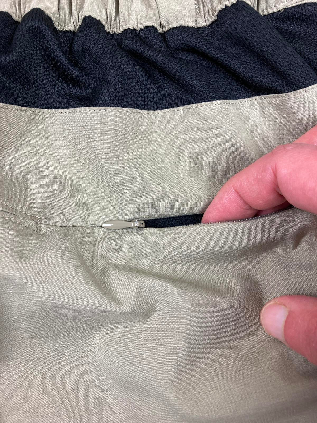 Zoic Mens Mountain Bike Shorts Tan Stretch Waist Zip Pockets Size L