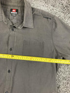 Quiksilver Mens Shirt Gray Short Sleeve Button Up Graphic Logo Surf Skate Sz L