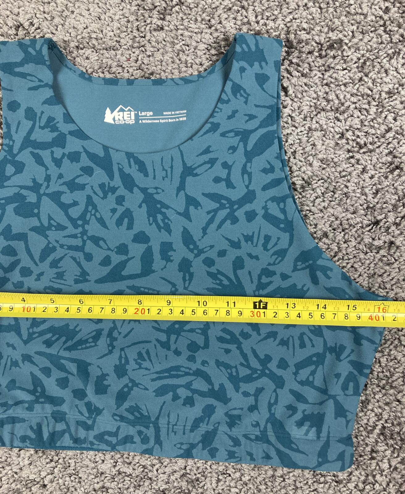 REI Co-op Active Pursuits Ribbed Bra Top Blue Teal Abstract Crop Tank Sz L