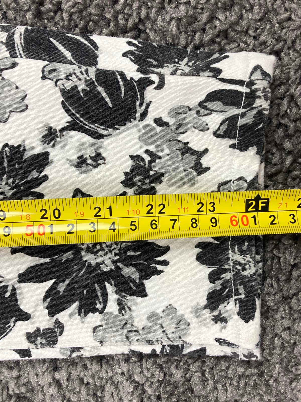 Topvalu Floral Skinny Pants Womens White Black Stretch 31x24