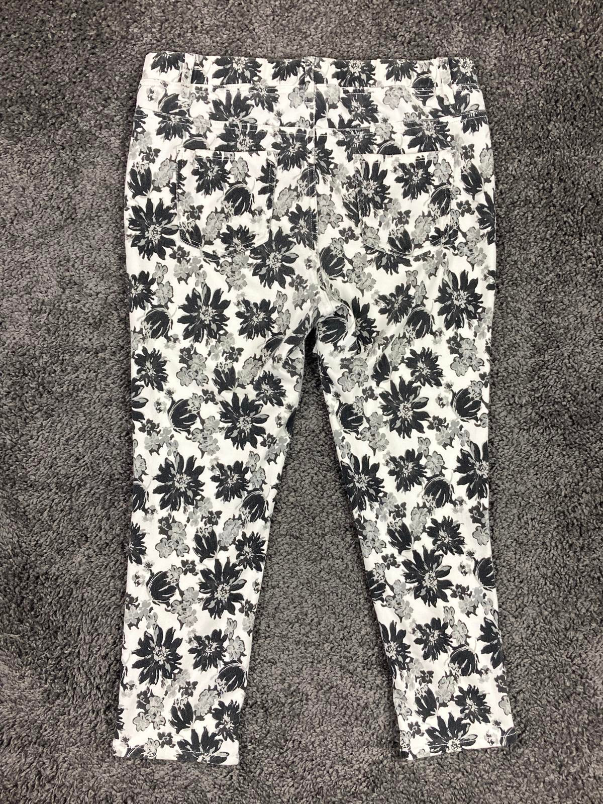Topvalu Floral Skinny Pants Womens White Black Stretch 31x24