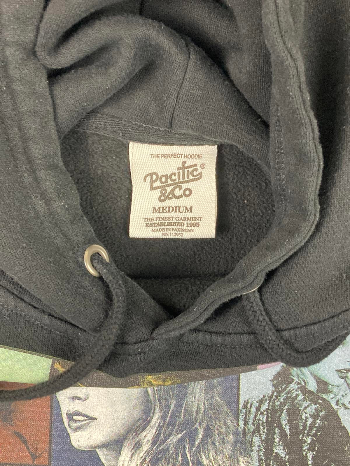 Taylor Swift Eras Tour 2023 Hoodie Unisex Size Medium Black Pullover