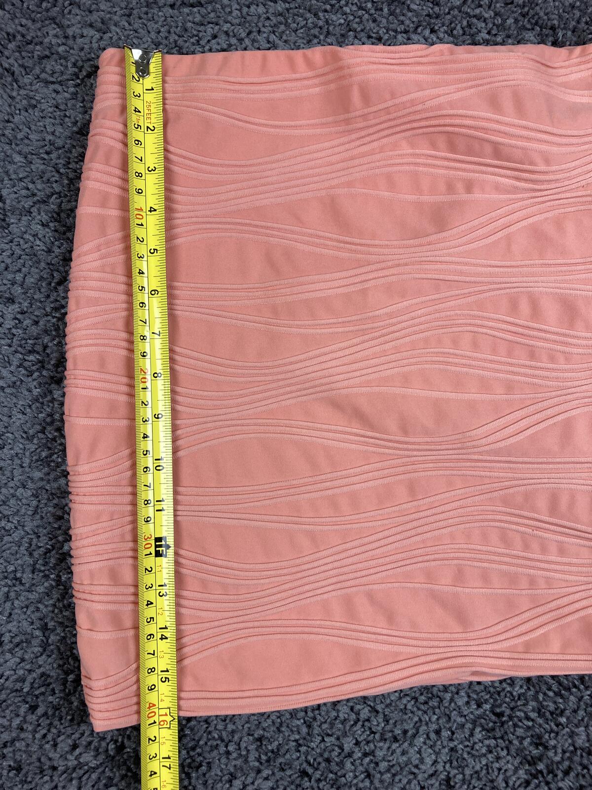 Arden B Coral Pink Textured Wave Bodycon Mini Skirt Peach Ribbed Zipper Back L