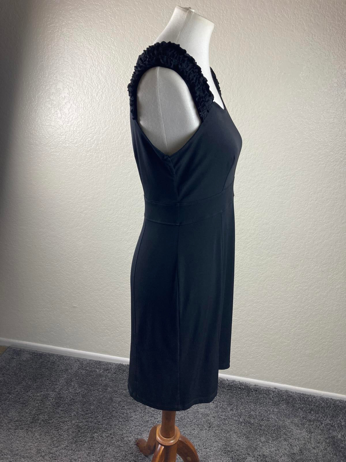 Carole Little Women’s Black Ruffle Cap Sleeve Sheath Dress Back Zip Size 10