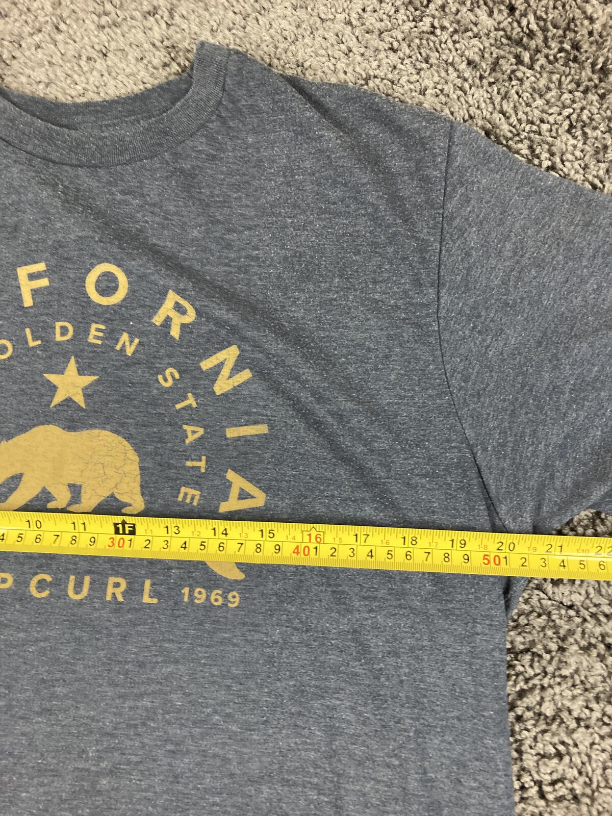 Rip Curl California Bear Surfboard Graphic T-Shirt Mens Gray Heather Surf Sz L
