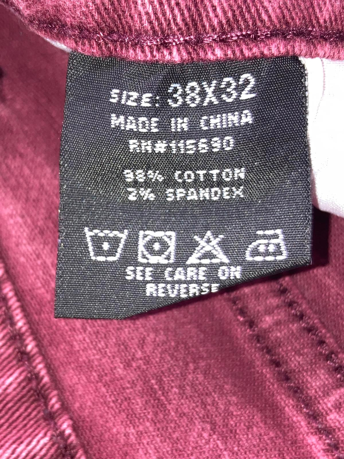 Stitches & Rivets Men’s Jeans Size 38x32 Burgundy 5-Pocket Rivet Denim, Zip Fly