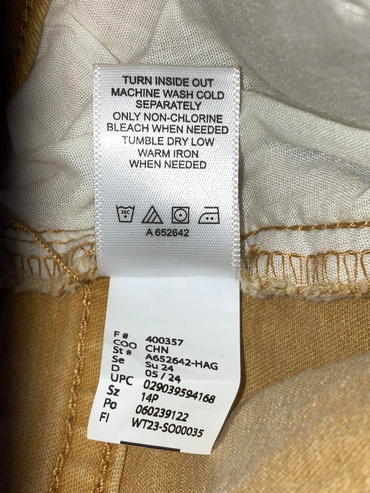 LOGO by Lori Goldstein Women’s Boyfriend Pants Cargo Size 14P Honey Tan Stretch