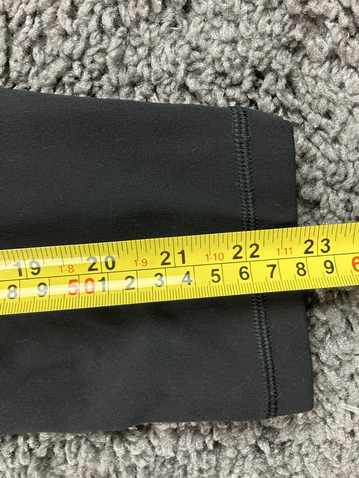 Athleta Salutation Stash Pocket II 7/8 Tight Women's Black Leggings Sz Large