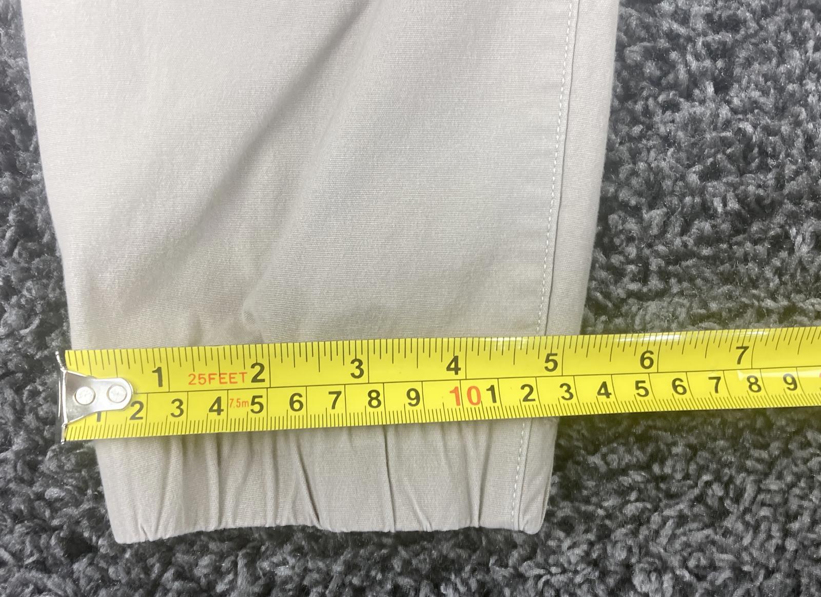 Duluth Trading Co Women’s Utility Jogger Pants Beige Khaki Stretch Size 4