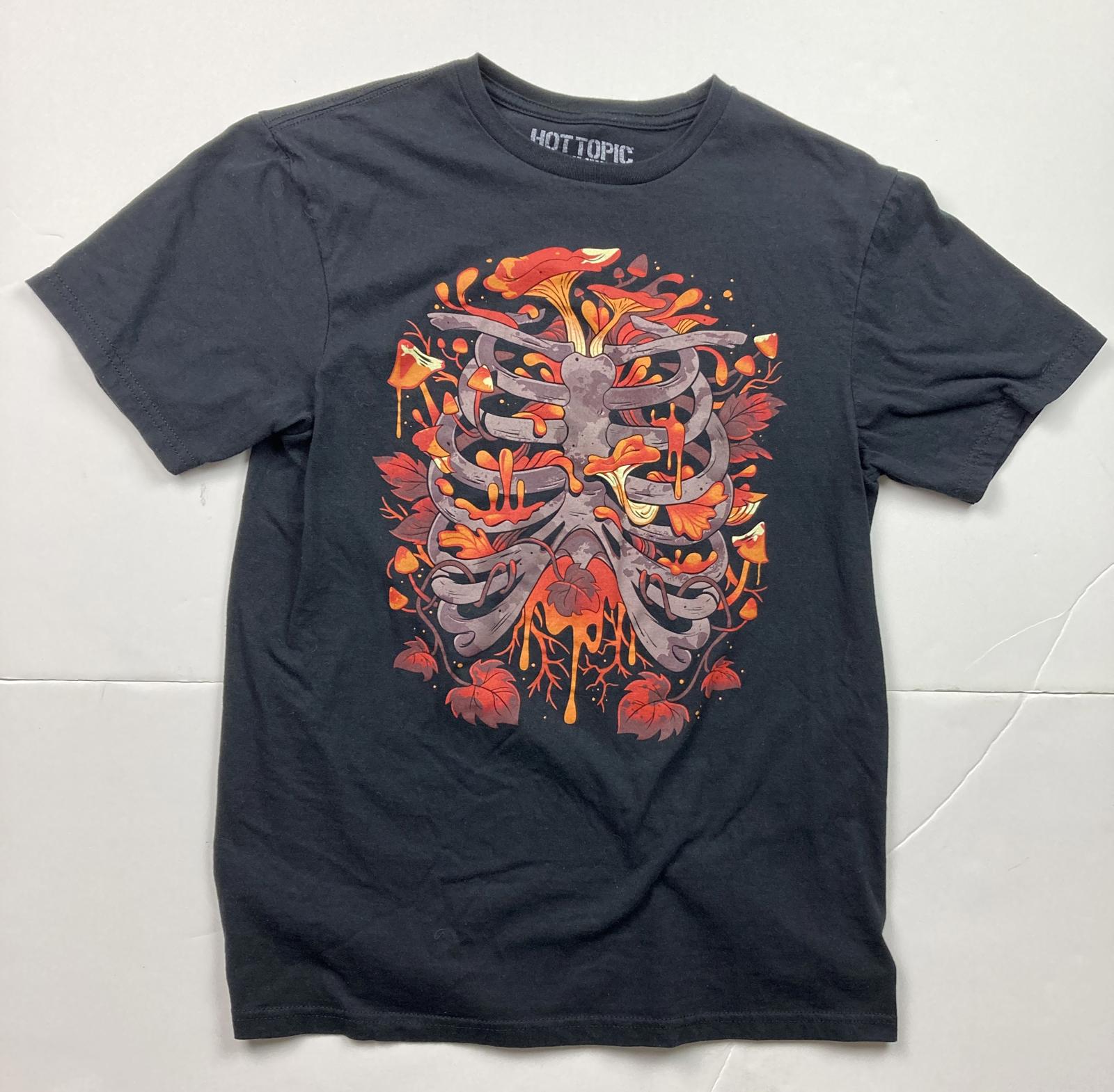 Hot Topic “Mushroom Rib Cage” Graphic T-Shirt Black Size Medium 100% Cotton