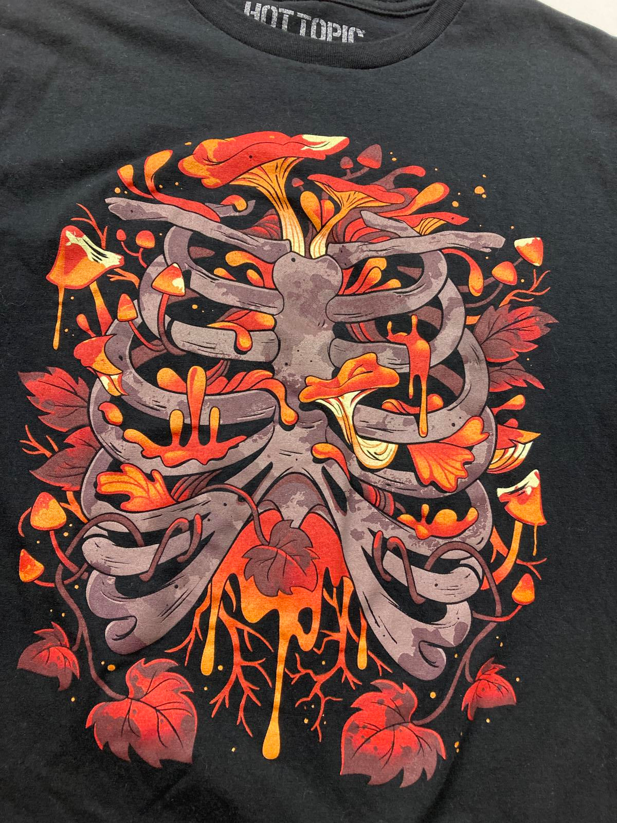 Hot Topic “Mushroom Rib Cage” Graphic T-Shirt Black Size Medium 100% Cotton