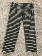 Athleta Chaturanga Striped Capri Leggings Grey Gray Stripes Yoga Crop Sz Medium