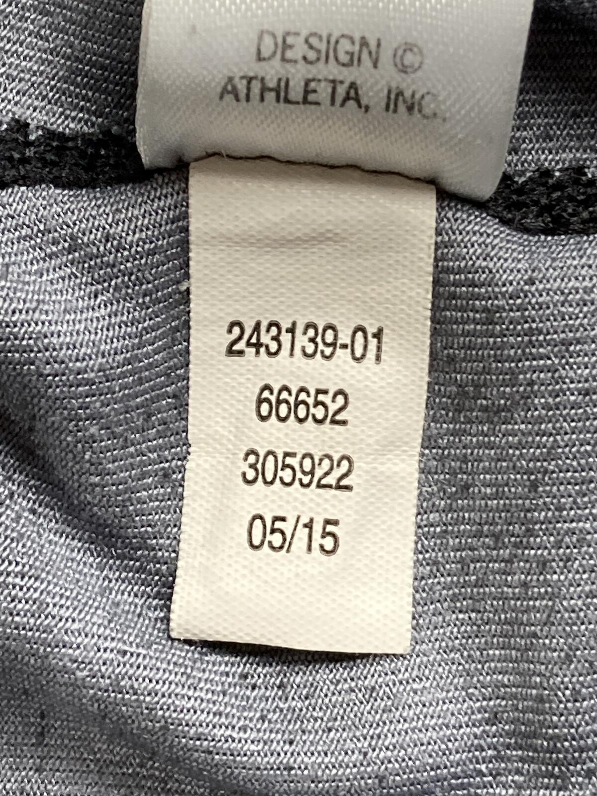 Athleta Chaturanga Striped Capri Leggings Grey Gray Stripes Yoga Crop Sz Medium